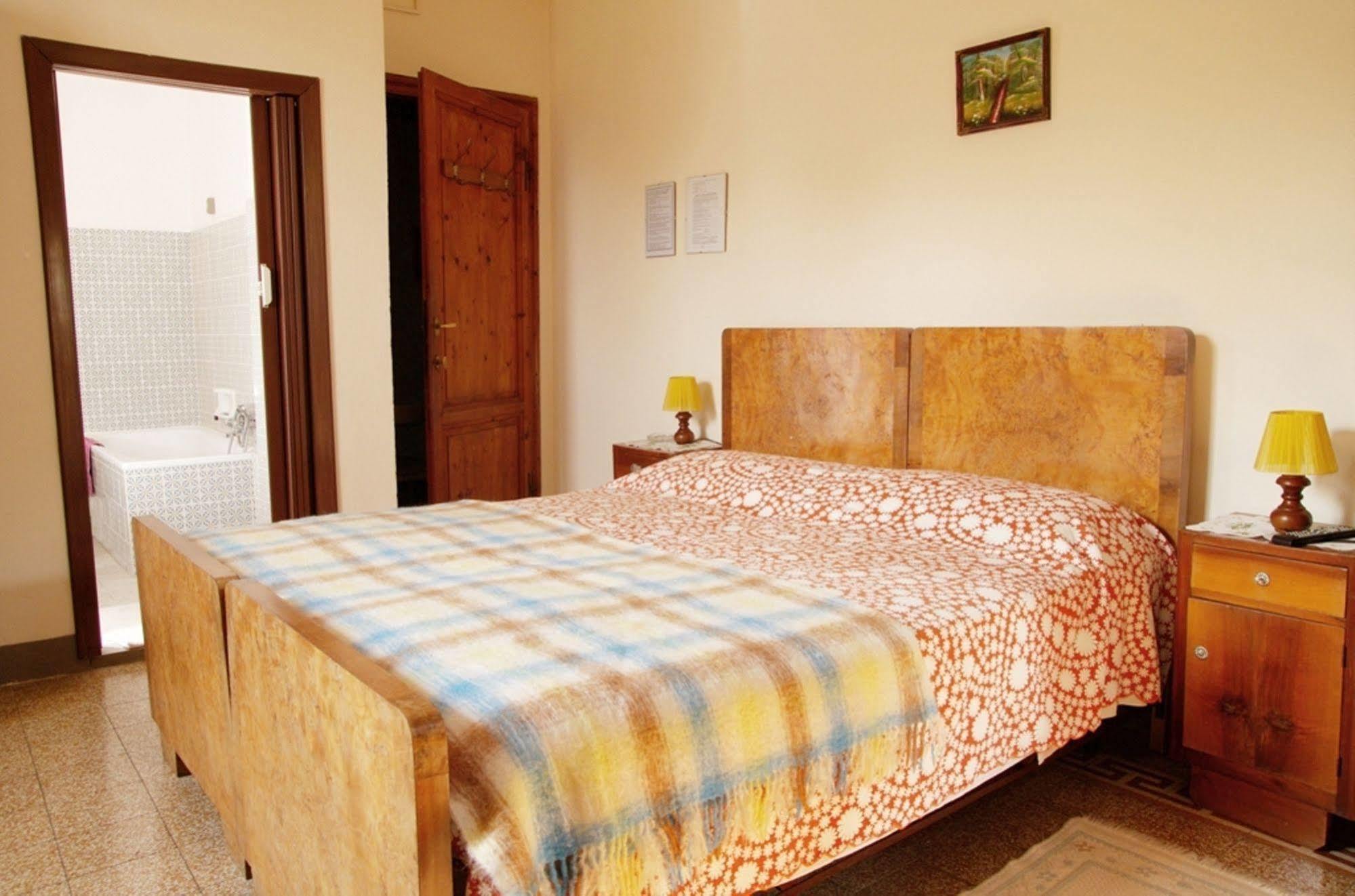Albergo Ristorante Guidi Pistoia Eksteriør billede